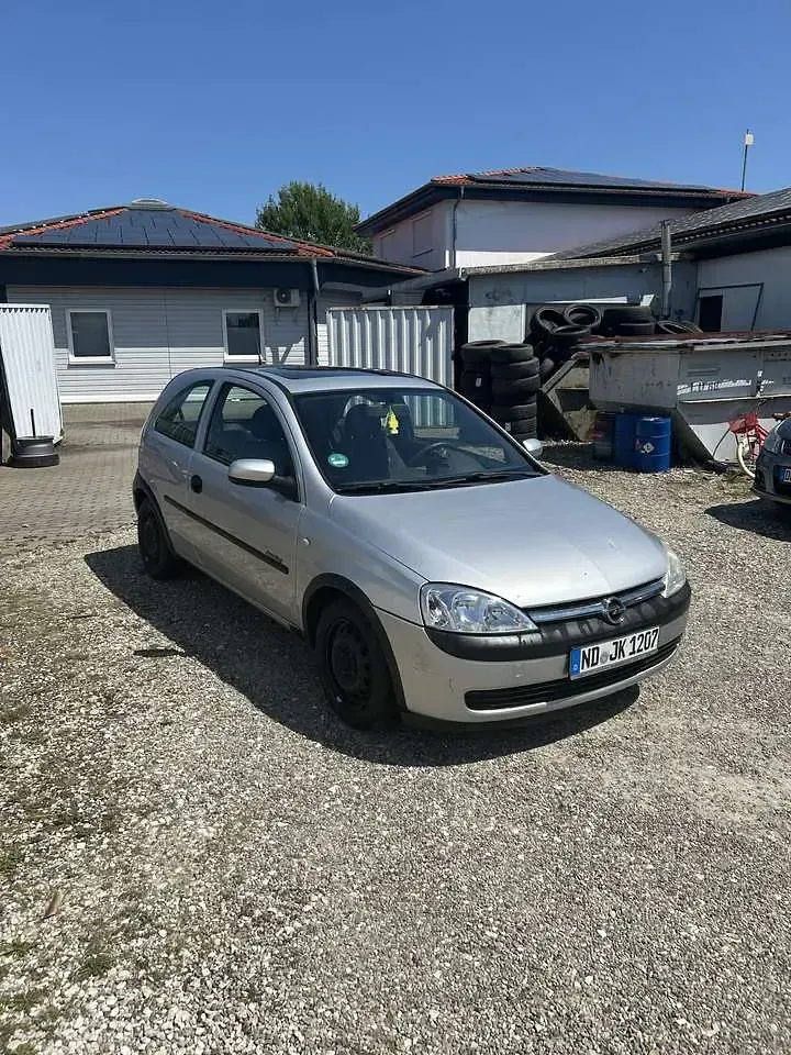 Gebraucht Opel Corsa Comfort 75 PS (55 kW) 2003 Silber Kleinwagen