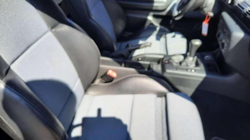 Gebraucht BMW 318 140 PS (102 kW) 1997 Limousine