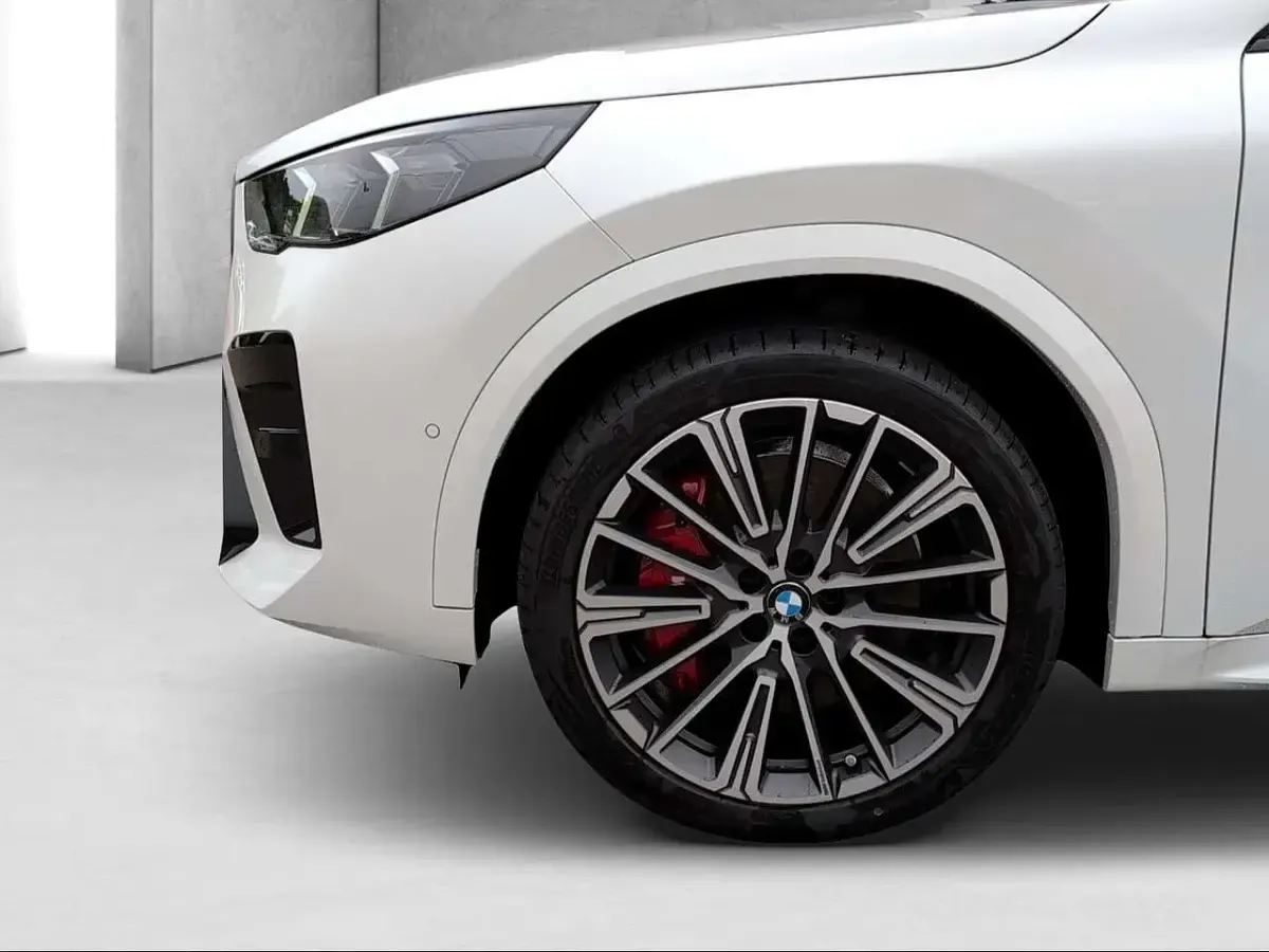 Gebraucht BMW X2 M Sport 163 PS (119 kW) 2025 Alpinweiss iii SUV