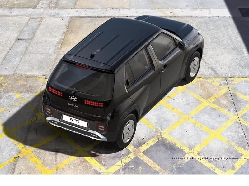 Neu Hyundai Inster Select 71 kW (97 PS) 2025 Schwarz Kleinwagen