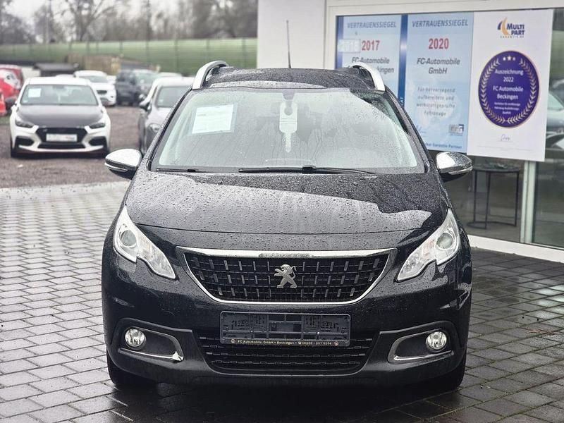 Gebraucht Peugeot 2008 Style 99 PS (72 kW) 2017 Schwarz SUV