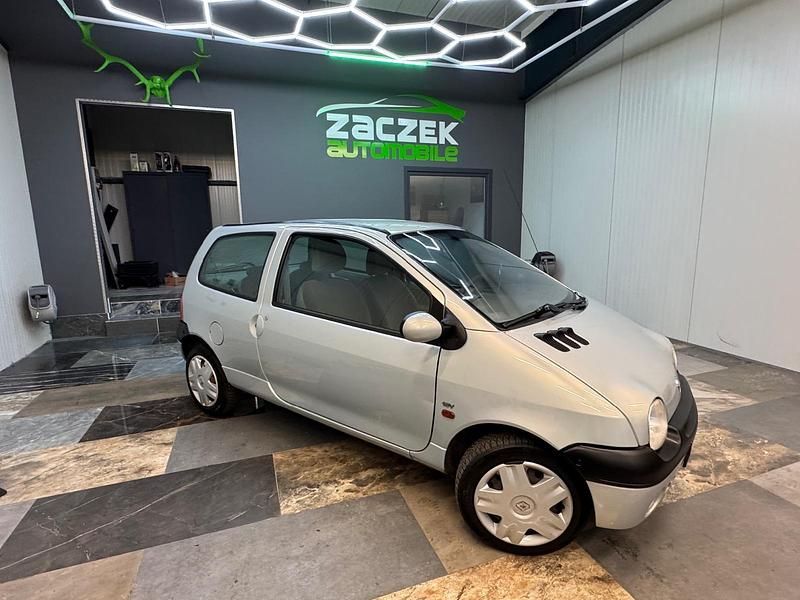 Gebraucht Renault Twingo 75 PS (55 kW) 2002 Silber Kleinwagen