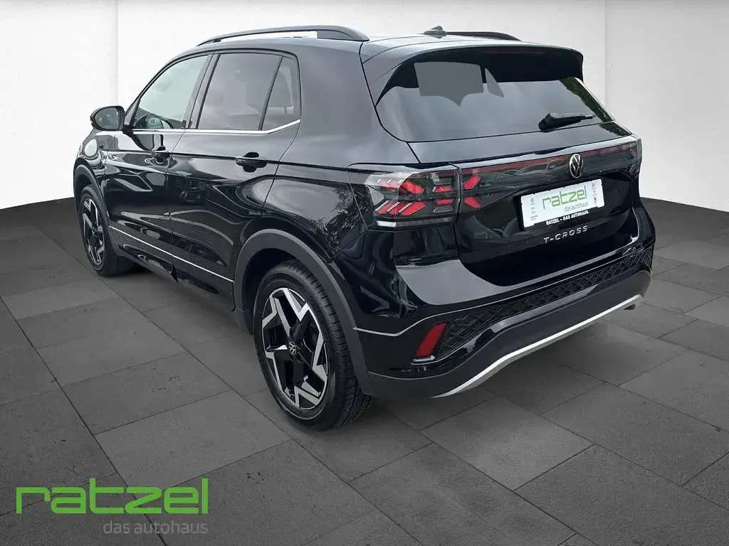 Gebraucht VW T-Cross R-line 116 PS (85 kW) 2025 Schwarz SUV