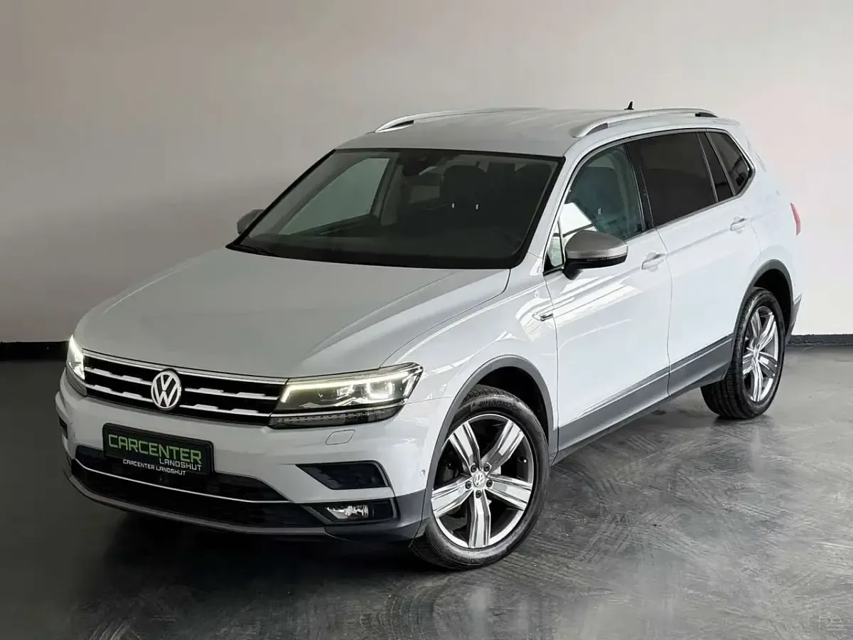 Gebraucht VW Tiguan Allspace 150 PS (110 kW) 2017 White silver SUV