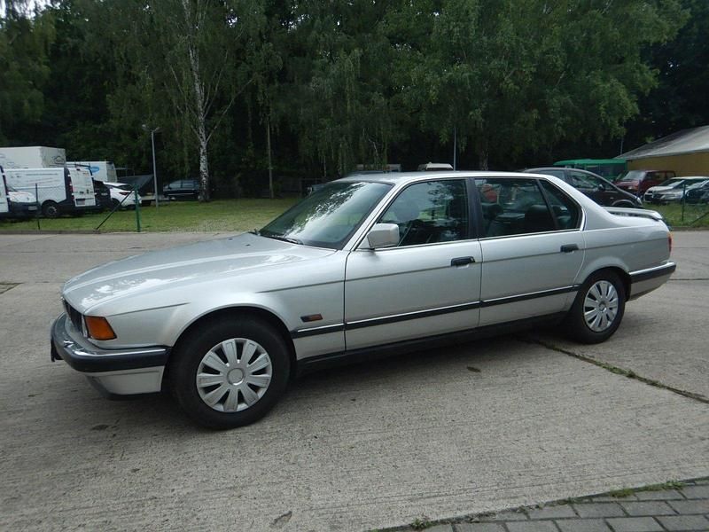 Gebraucht BMW 735L 211 PS (155 kW) 1990 Limousine