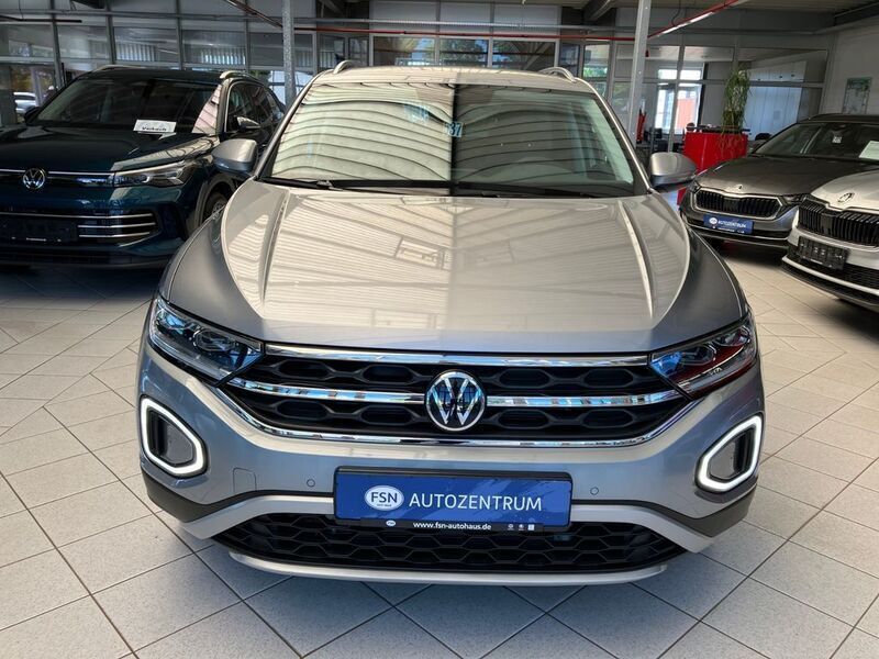 Gebraucht VW T-Roc Style 150 PS (110 kW) 2024 Silber SUV