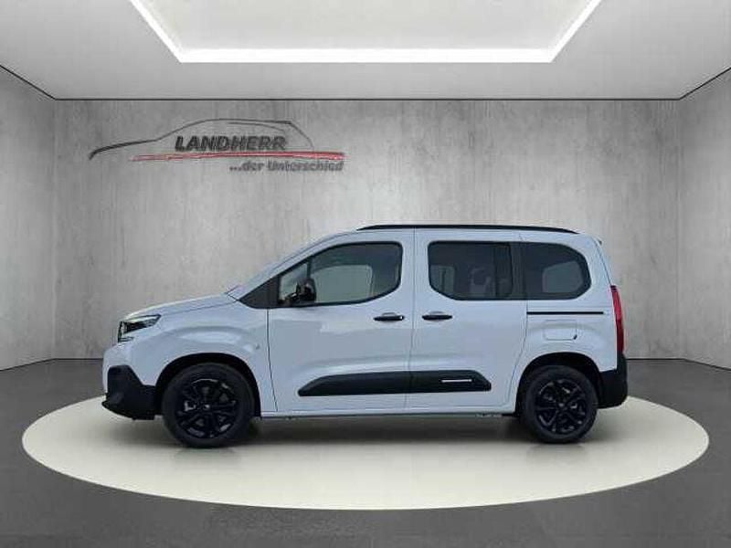 Neu Citroën Berlingo 131 PS (96 kW) 2025 Grau artense Van / Kleinbus