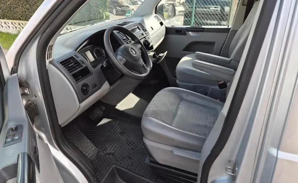 Używany VW Transporter 140 KM (102 kW) 2012 Szary Van