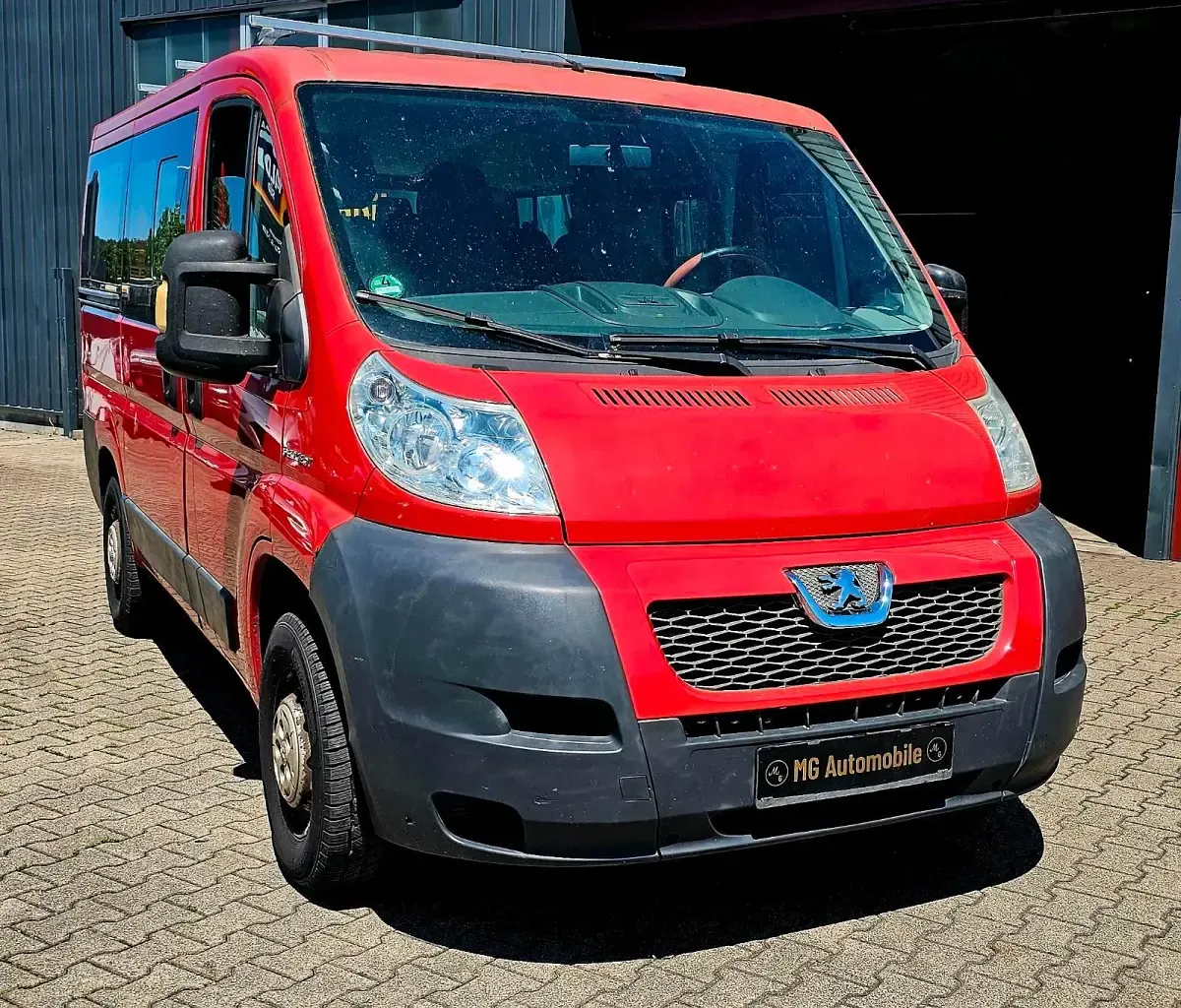 Gebraucht Peugeot Boxer 120 PS (88 kW) 2009 Rot Van