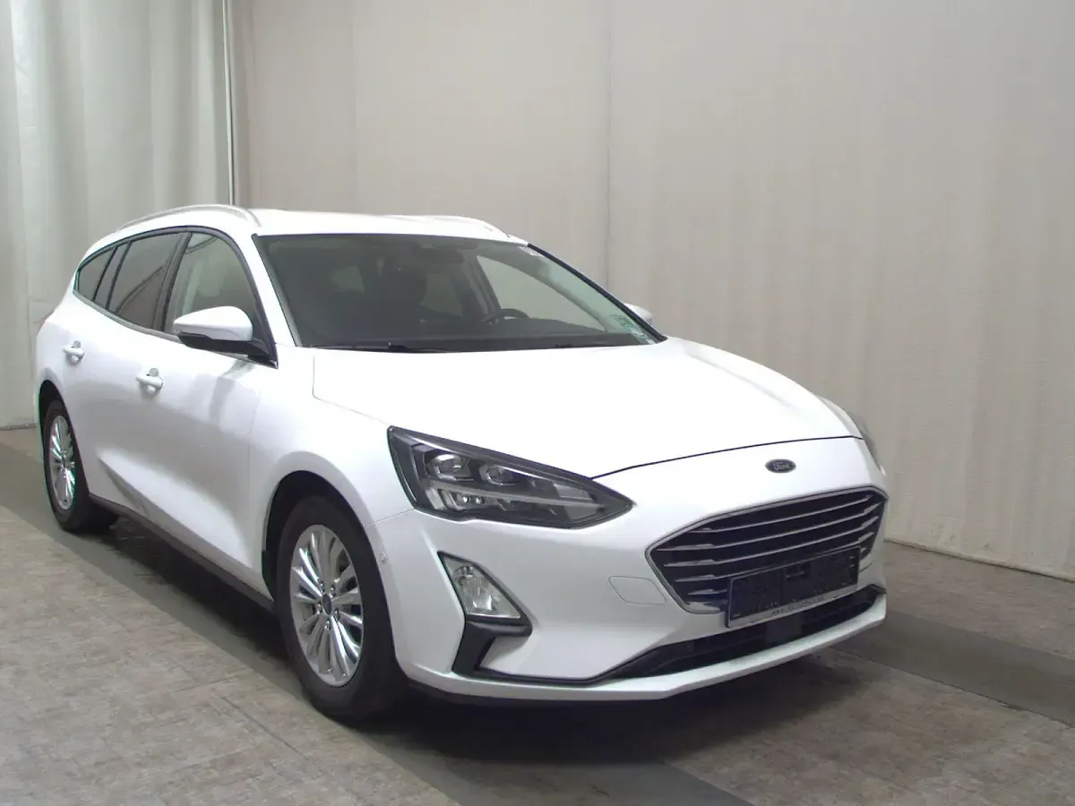 Gebraucht Ford Focus Titanium 150 PS (110 kW) 2020 Weiß Kombi