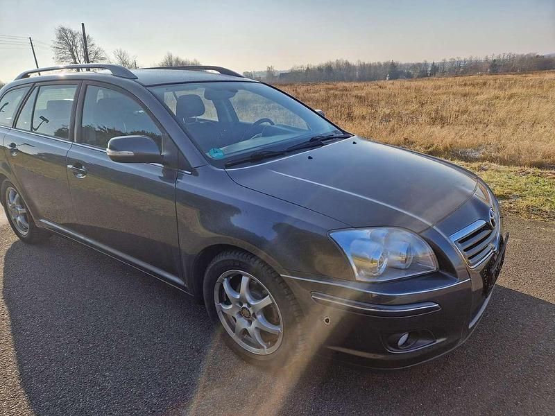 Gebraucht Toyota Avensis Executive 129 PS (94 kW) 2007 Grau Kombi