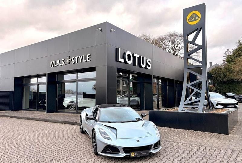 Neu Lotus Emira 405 PS (297 kW) 2026 Silber Coupé