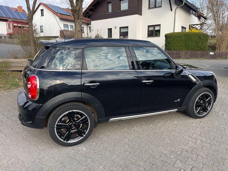 Usado Mini Cooper SD 143 HP (105 kW) 2016 Preto Citadino