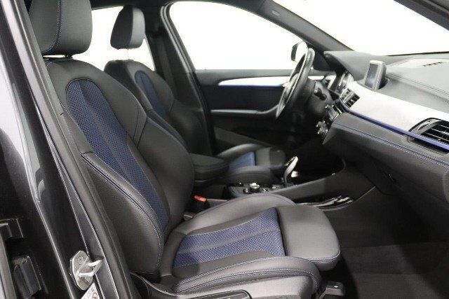 Gebraucht BMW X1 140 PS (102 kW) 2021 Grau SUV