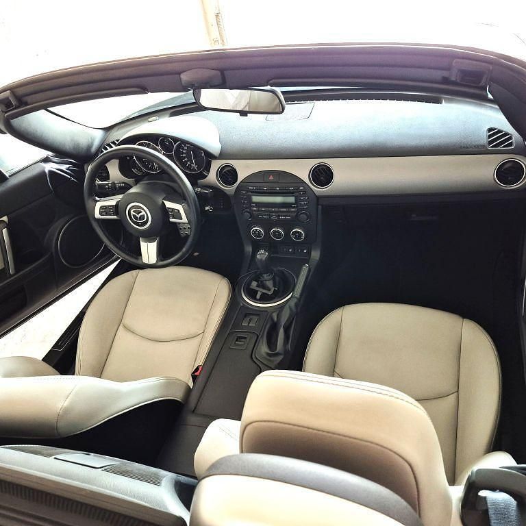 Gebraucht Mazda MX5 126 PS (92 kW) 2011 Grau Cabrio