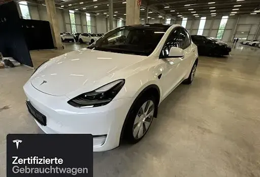 Gebraucht Tesla Model Y 273 kW (372 PS) 2023 Weiß SUV