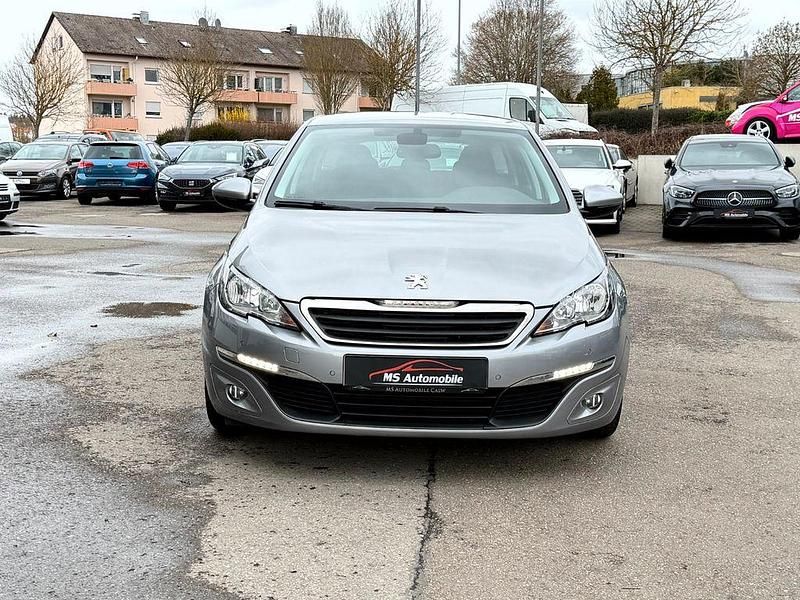 Gebraucht Peugeot 308 SW Active 120 PS (88 kW) 2015 Grau Kombi