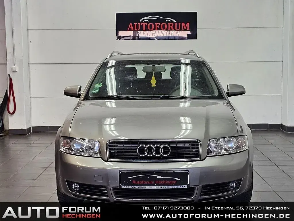 Gebraucht Audi A4 131 PS (96 kW) 2004 Atlasgrau Kombi