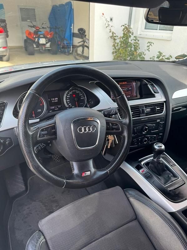 Gebraucht Audi A4 S-Line 211 PS (155 kW) 2011 Silber Kombi