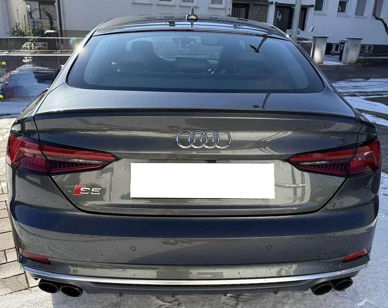 Gebraucht Audi S5 Premium 354 PS (260 kW) 2017 Grau Coupé