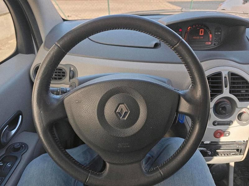 Gebraucht Renault Modus 75 PS (55 kW) 2005 Grau Van / Kleinbus