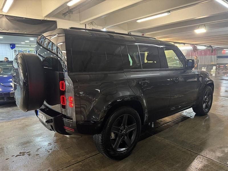 Gebraucht Land Rover Defender SE Dynamic 249 PS (183 kW) 2025 Grau SUV