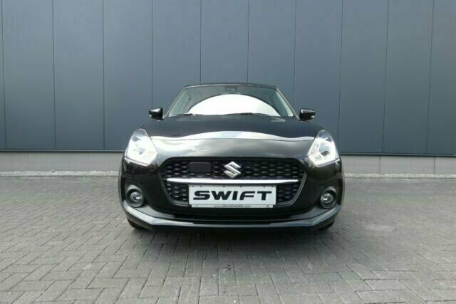 Gebraucht Suzuki Swift Comfort+ 83 PS (61 kW) 2021 Schwarz metallic Kleinwagen