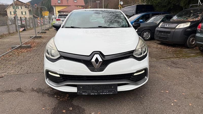 Weiß Gebraucht 2014 Renault Clio IV R.S. Limousine | 7.890 € (Guter Preis) - Bild 1/4