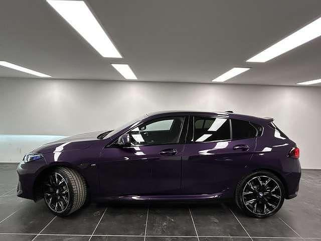 Gebraucht BMW 120 Performance 170 PS (125 kW) 2025 Thundernight (metallic) Kleinwagen