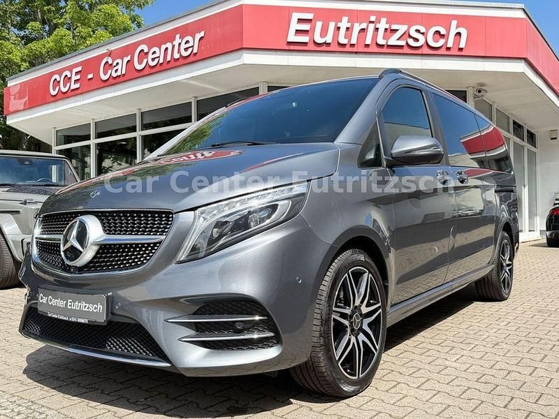 Grau Gebraucht 2019 Mercedes V300 Avantgarde Edition Van / Kleinbus | 39.999 € (Fairer Preis) - Bild 1/4
