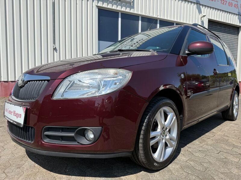 Rot Gebraucht 2009 Skoda Roomster Style Kombi | 1.980 € (Fairer Preis) - Bild 1/4