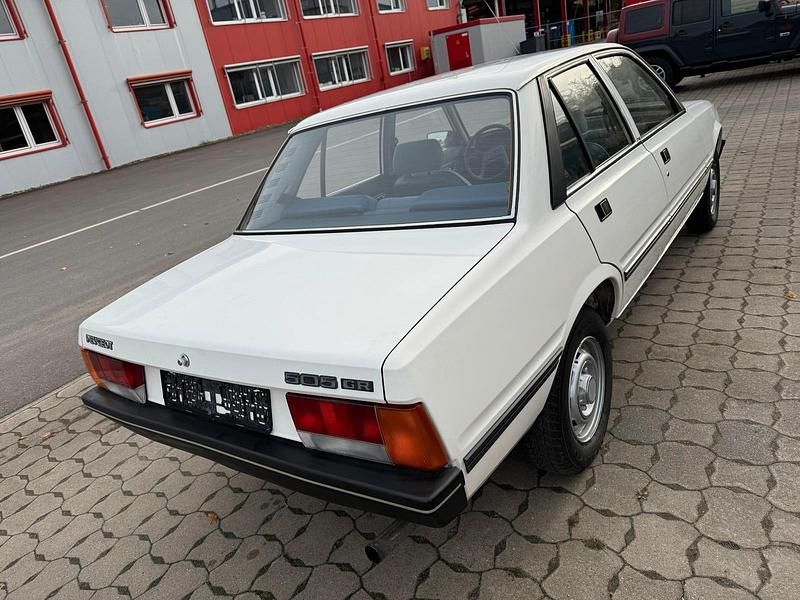 Gebraucht Peugeot 505 97 PS (71 kW) 1980 Weiß Limousine