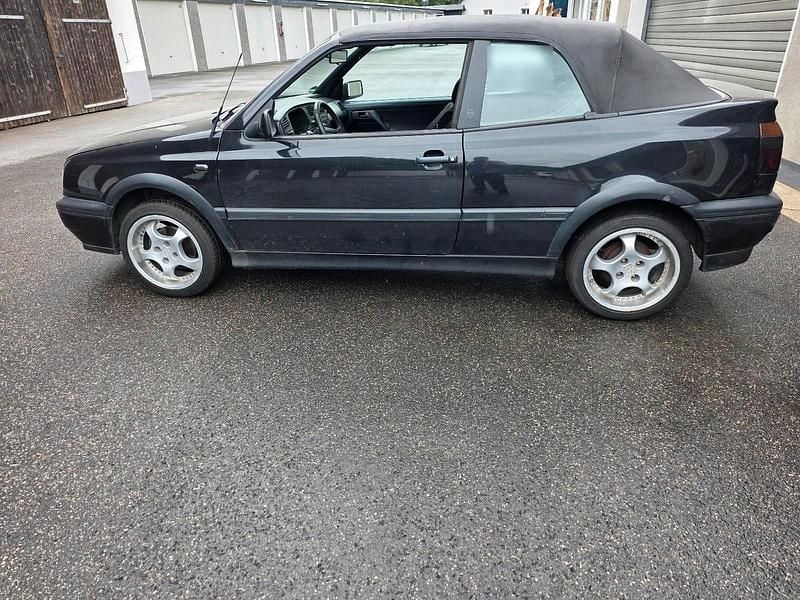 Gebraucht VW Golf Cabriolet 75 PS (55 kW) 1996 Schwarz Cabrio