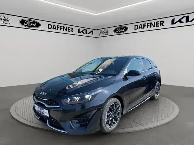 Neu Kia Ceed GT GT-Line 140 PS (102 kW) 2025 (1k) black pearl m Limousine