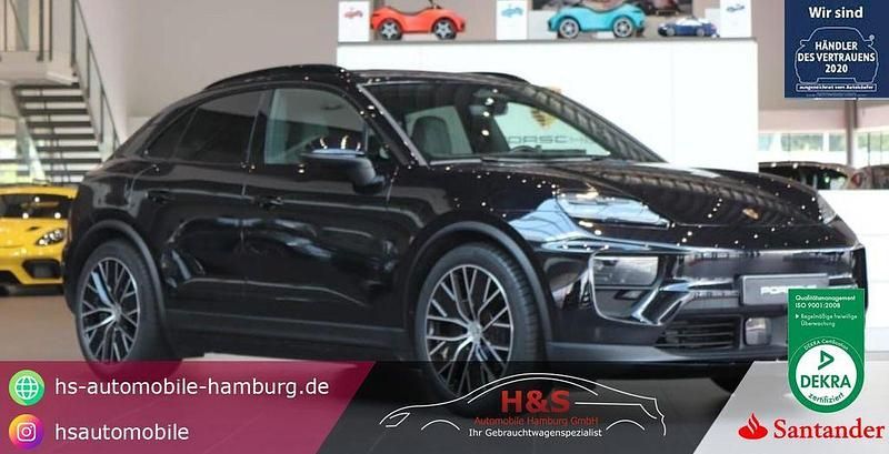 Tiefschwarz Gebraucht 2024 Porsche Macan 4 Electric SUV | 86.900 € - Bild 1/4