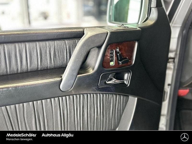 Gebraucht Mercedes G350 224 PS (164 kW) 2009 Iridiumsilber (metallic) SUV