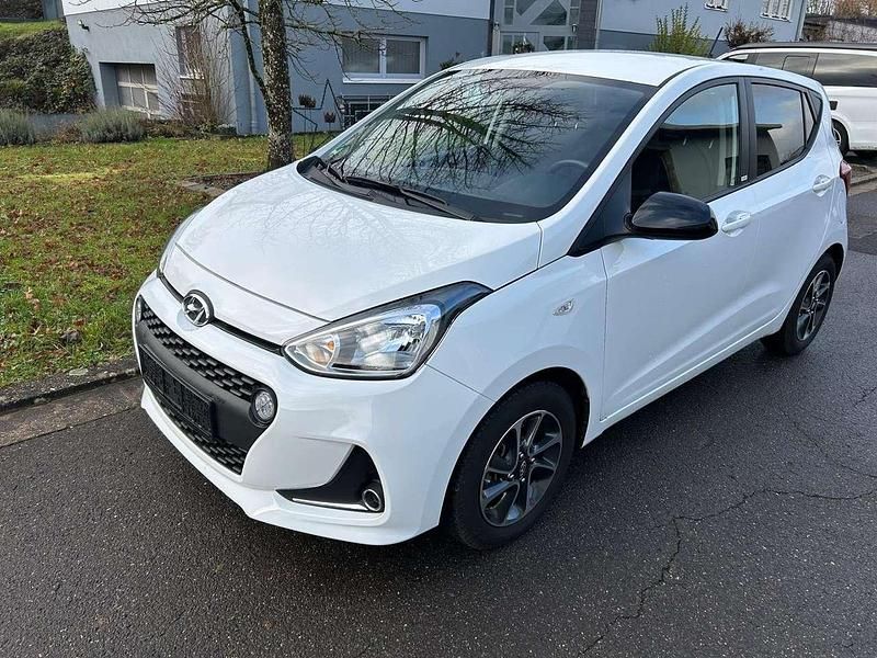 Polar white / sol Gebraucht 2019 Hyundai i10 YES! Kleinwagen | 11.950 € (Guter Preis) - Bild 1/4