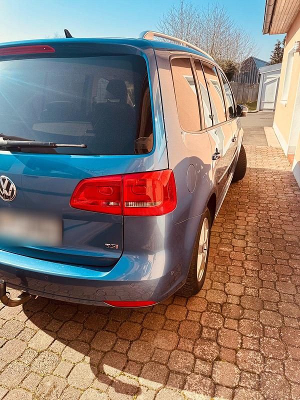 Gebraucht VW Touran Style 140 PS (102 kW) 2012 Blau Van / Kleinbus
