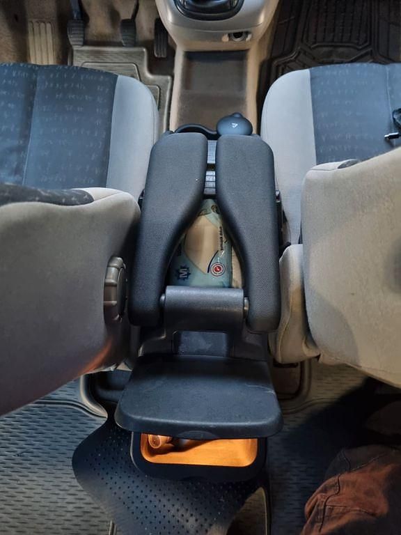 Gebraucht Renault Scénic II Dynamique 111 PS (81 kW) 2005 Silber Van / Kleinbus