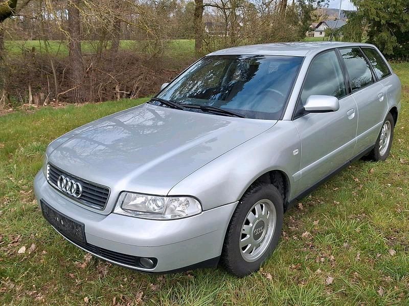 Gebraucht Audi A4 150 PS (110 kW) 2000 Silber Kombi