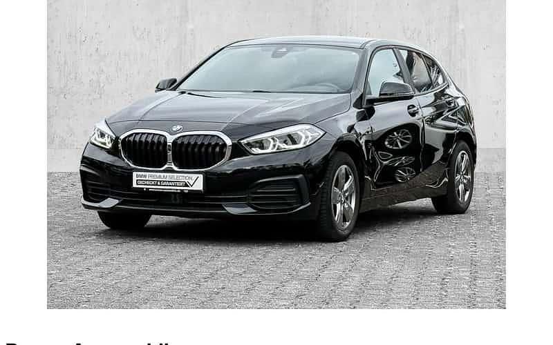 Schwarz Gebraucht 2022 BMW 118 Advantage Kleinwagen | 21.890 € (Guter Preis) - Bild 1/4