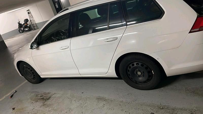 Gebraucht VW Golf VII 150 PS (110 kW) 2013 Weiß Kombi