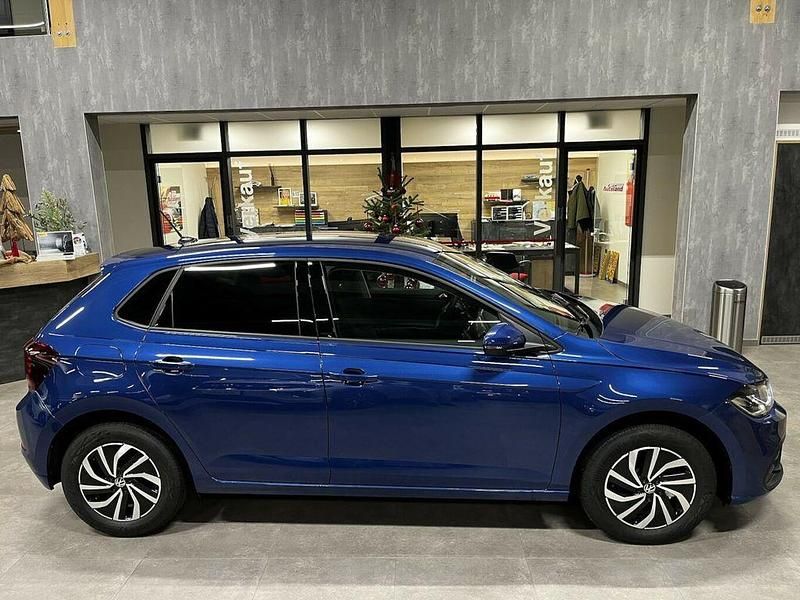 Neu VW Polo Life 95 PS (69 kW) 2025 Blau Limousine