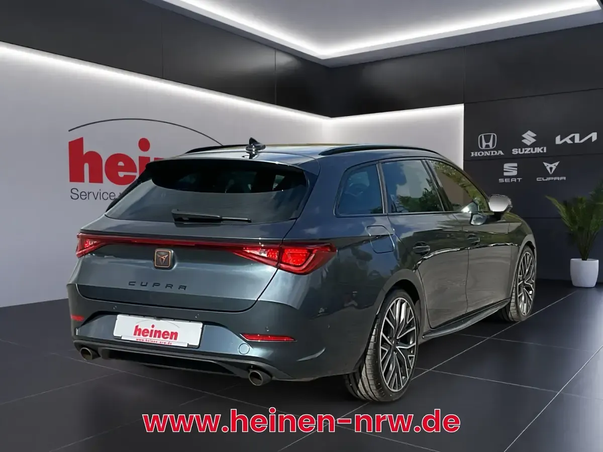 Usata Cupra Leon VZ 245 CV (180 kW) 2024 Grigio Berlina