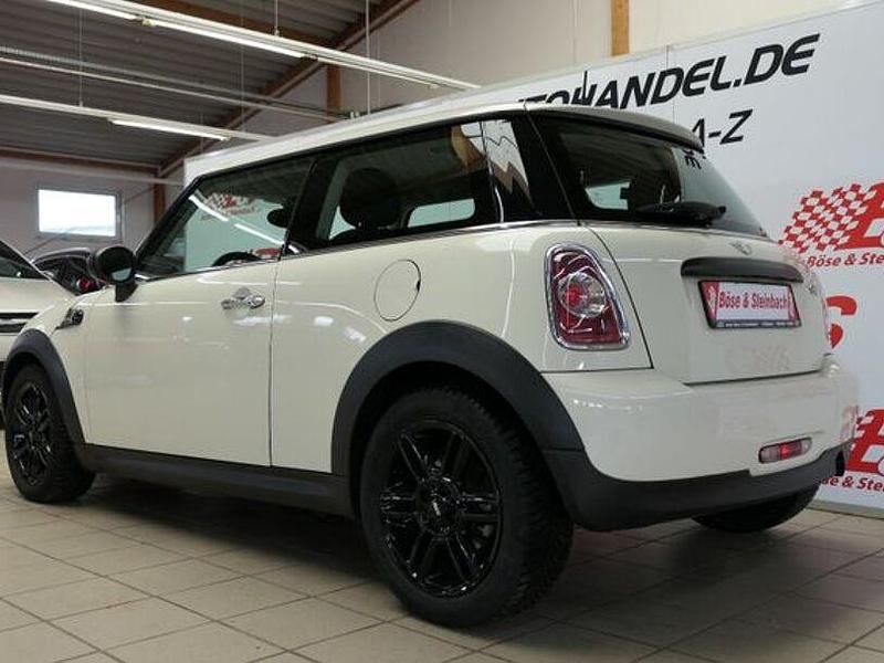 Second-hand Mini ONE 75 CP (55 kW) 2013 Alb Hatchback