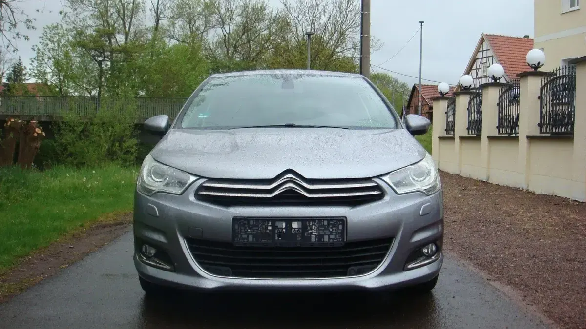 Gebraucht Citroën C4 PureTech 131 PS (96 kW) 2017 Grau Limousine