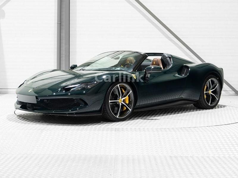 Gebraucht Ferrari 296 829 PS (609 kW) 2024 Verde british Cabrio