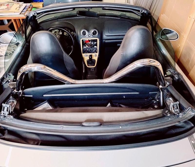 Gebraucht Mazda MX5 110 PS (80 kW) 2001 Silber Cabrio