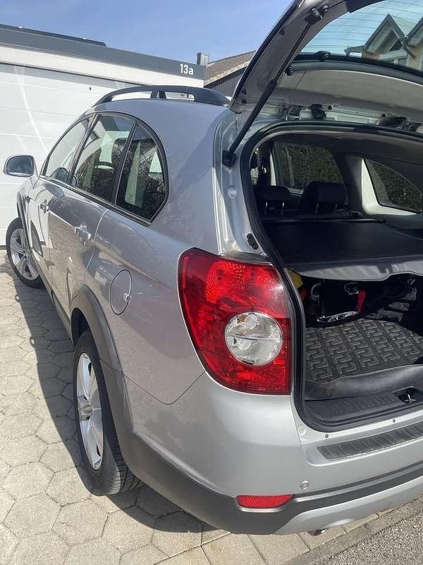 Gebraucht Chevrolet Captiva LT 163 PS (119 kW) 2013 Silber SUV