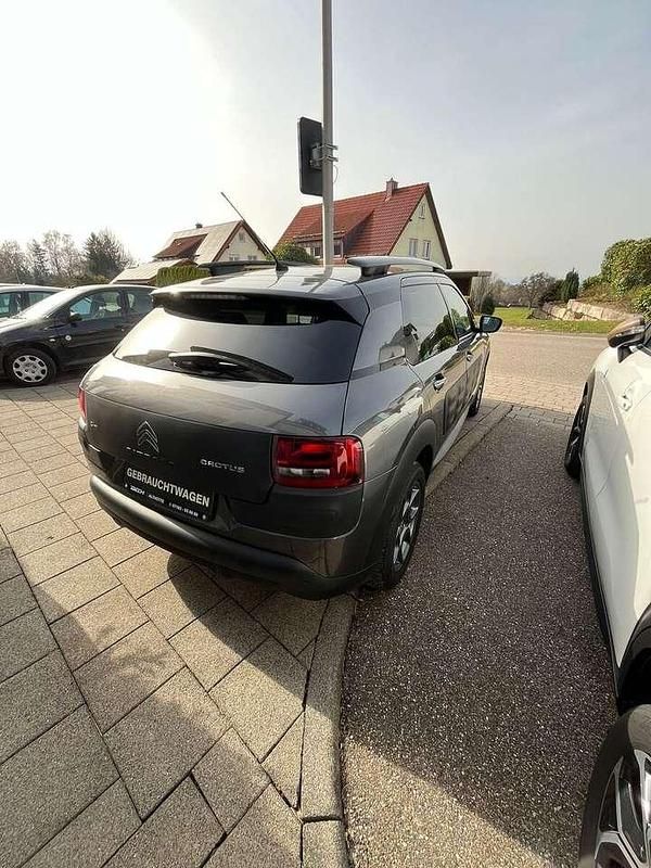 Gebraucht Citroën C4 PureTech 82 PS (60 kW) 2018 Platinumgrau SUV